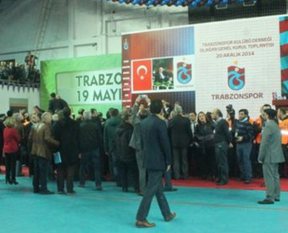 Trabzon’da genel kurul olaylı başladı