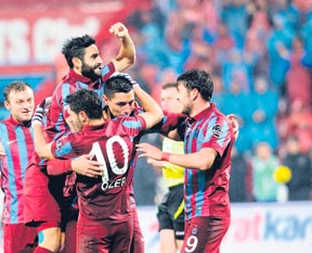 Trabzonspor ilk peşinde