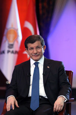 Davutoğlu'ndan önemli açıklamalar