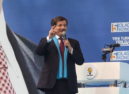 Başbakan Davutoğlu'ndan önemli açıklamalar