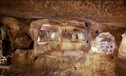 TOKİ Nevşehir'de yeraltı şehri buldu