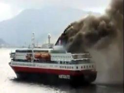 54 Türkün de bulunduğu gemide yangın