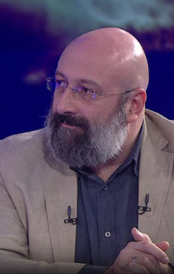 Hikmet Genç: Dikkat! Hristiyanofobi doğuyor