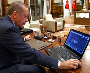 Erdoğan 'Yılın Fotoğrafı'nı seçti