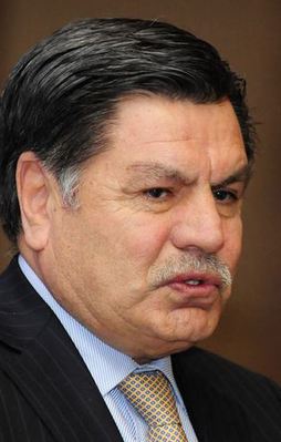 13 Mart'a kılıç kuşanacak!