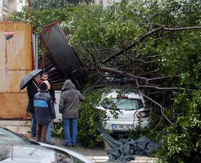 AKOM’dan İstanbul’a fırtına uyarısı