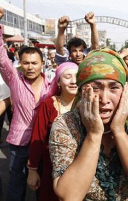 Çin'in Uygur zulmü yasalaştı