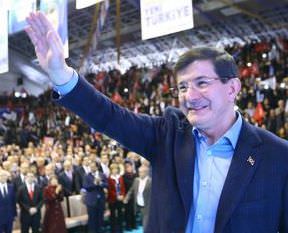 Destan yazanları alınlarından öpüyorum