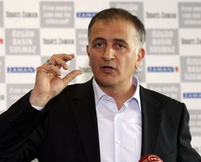 Dumanlı Washington Post'ta Türkiye'yi karaladı