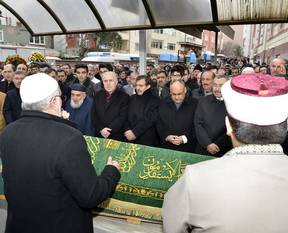 Siyasetçiler Mustafa Kara'nın acı gününe koştu