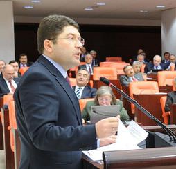 "Komisyona dışarıdan baskı olamaz"