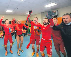 Galatasaray kilitledi!