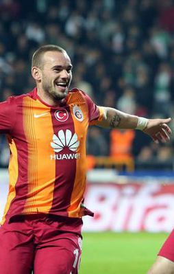 Sneijder Manchester'a mı gidiyor?