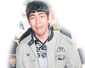 Her şeyi erken yaşadı