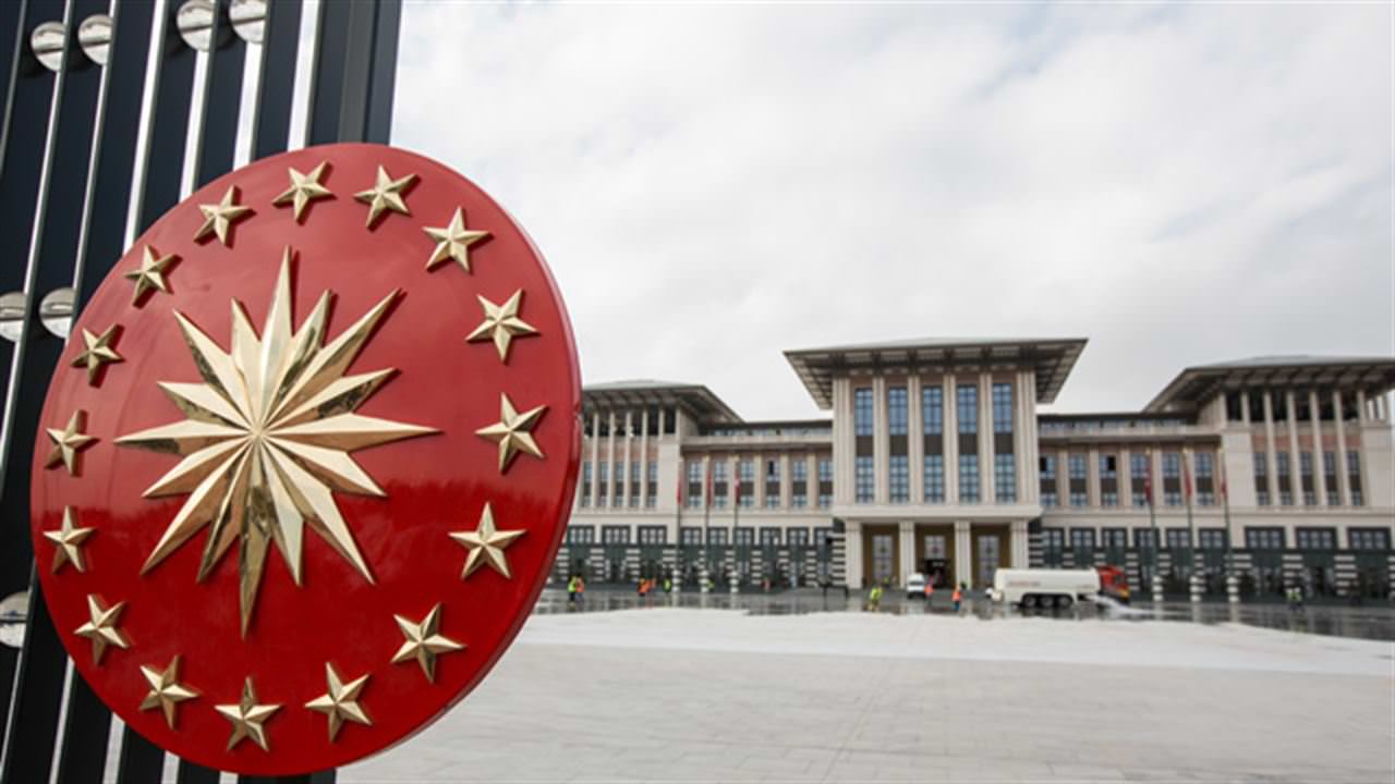 Cumhurbaşkanlığı’ndan Paris’teki saldırıya sert tepki!