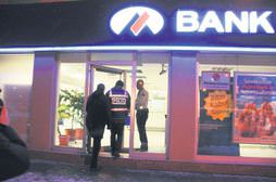 Bank Asya'ya mali baskın