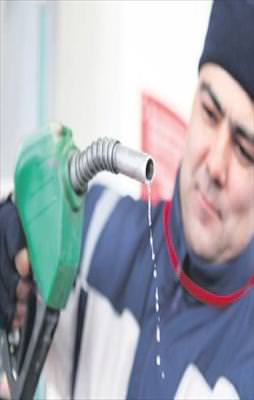 Motorinde 8 kuruş indirim