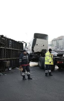 TEM'i kilitleyen kaza