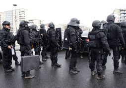 Fransa'da çifte operasyon