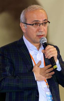 Bakan Lütfü Elvan'dan Murdoch'a sert tepki