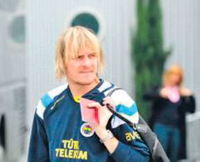 Carlos gitmese Sivas'taydım!