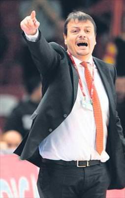 Ergin Ataman'da kriz sürüyor!