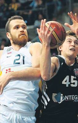 Fener'den sert tokat