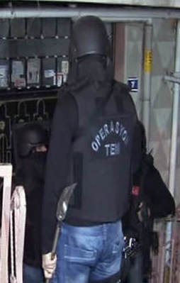 İstanbul’da şafak operasyonu!