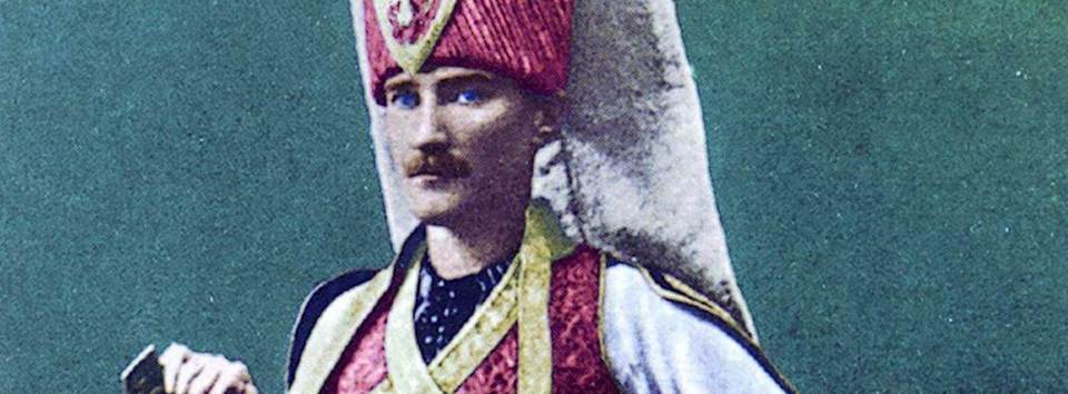 Bu da mı kıyafet balosu?