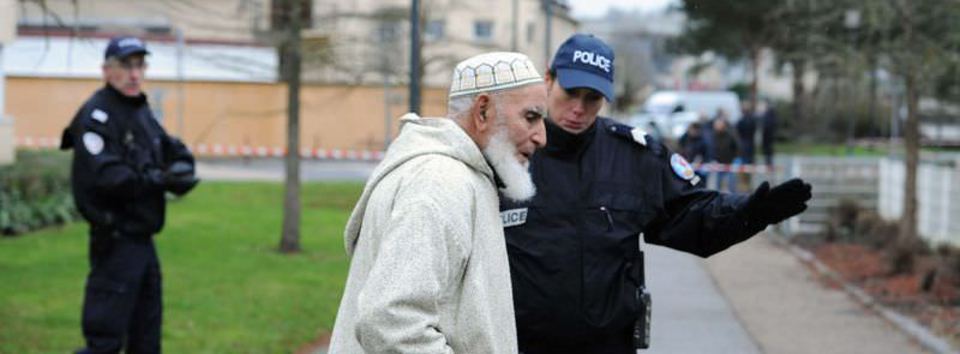 Fransa’da Müslümanlara saldırılar arttı!