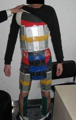 Canlı bomba değil kaçakçı!