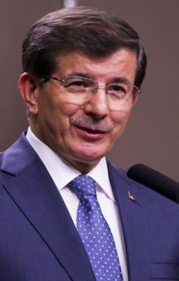 Davutoğlu'ndan esnafa müjde