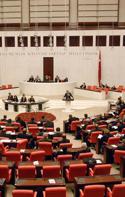 AVM yasası Genel Kurul'dan geçti!