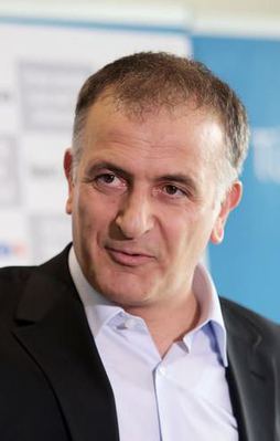Ekrem Dumanlı'dan darbe çağrısı!