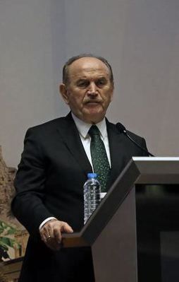 Kadir Topbaş o yasanın detaylarını açıkladı!