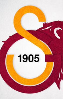 Sabri Sarıoğlu taraftarın üstüne yürüdü!