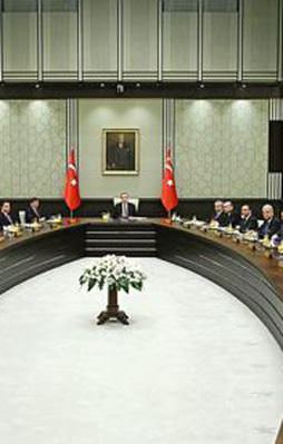 Bakanlar Kurulu, Saray'da toplandı