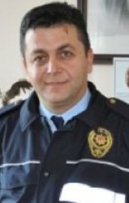 Aranan emniyet müdürü teslim oldu