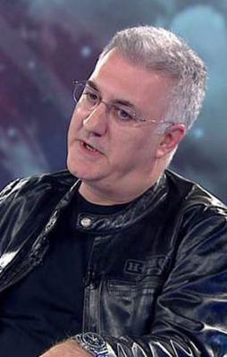 Erdoğan'ı savundum diye CHP'liler küfür etti!