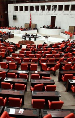 O kanun Meclis'te kabul edildi!