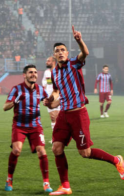 Avni Aker'de Oscar fırtınası!