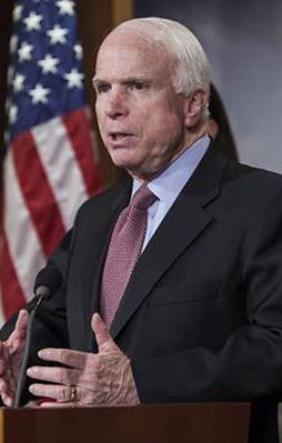 McCain: Davutoğlu'nu dinlemeliydik