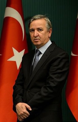 Erdoğan'ın başdanışmanı adaylık için istifa etti