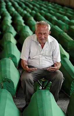 Srebrenitsa soykırımı için karar çıktı