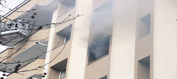 Öğrenci yurdunda yangın panigi