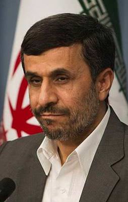 Ahmedinejad siyasete dönüyor