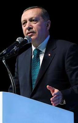 "Beni ve ailemi ölümle tehdit ettiler"