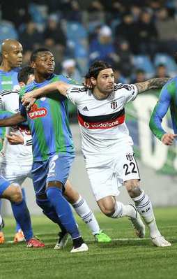 Kartal yeniden zirvede