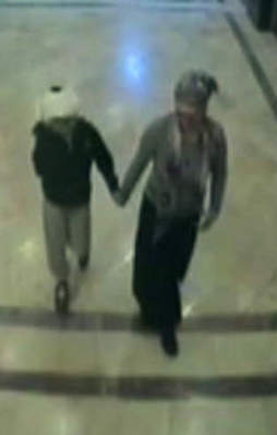 Oğlunu tuvalette boğarak öldürdü