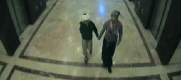 Oğlunu tuvalette boğarak öldürdü